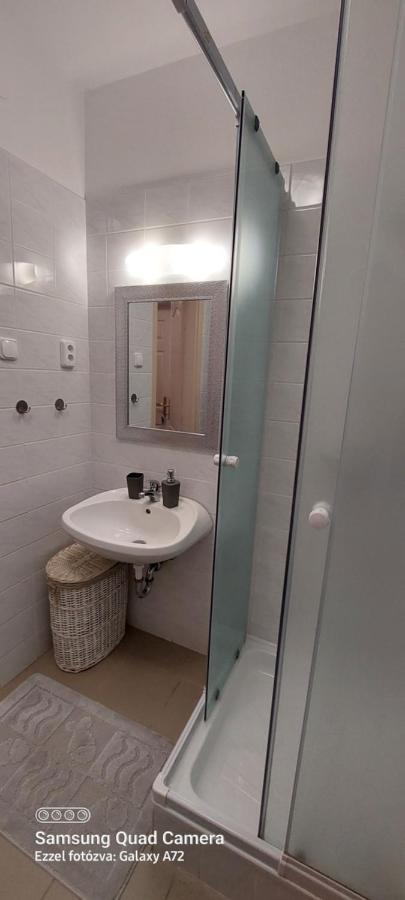 Beszedes-Lak, Aranypart Apartment Siofok Exterior photo